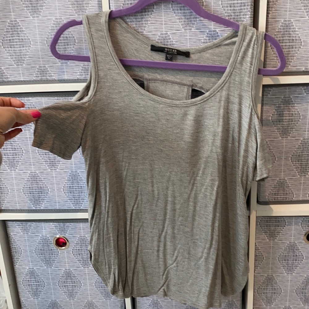 Cut out sleeve t- shirt